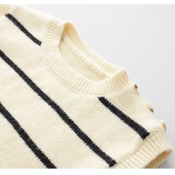 Korean Vintage Striped Knitted Sweater Vest - Beige - Picture 6 of 11